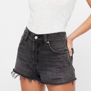 NWT Levi's 501 Black Jean Shorts Size 25